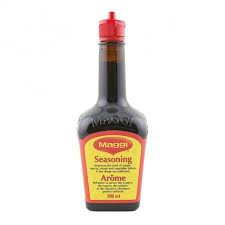 سس سویا مگی در قرمز